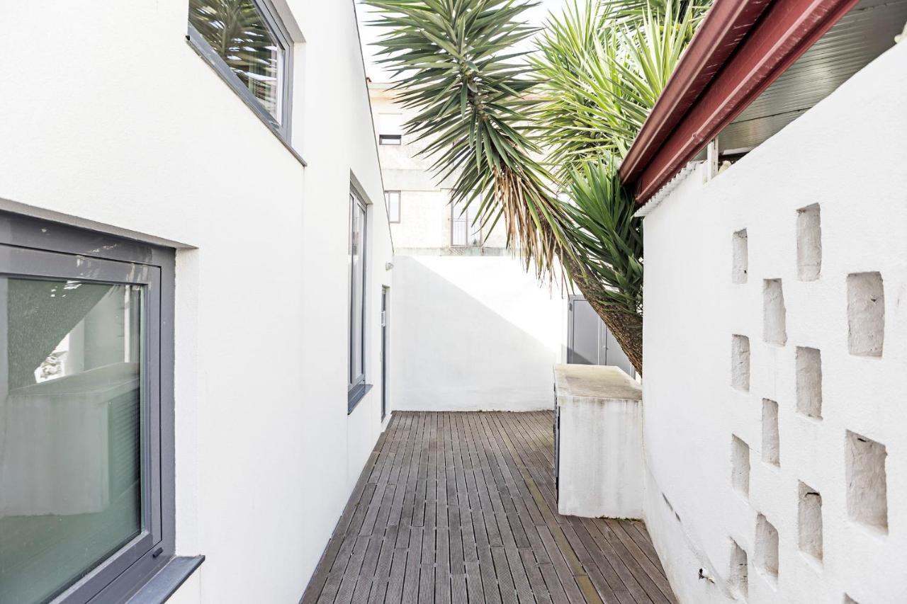 Cozy House W/ Ac Near Metro By Lovelystay Porto Ngoại thất bức ảnh